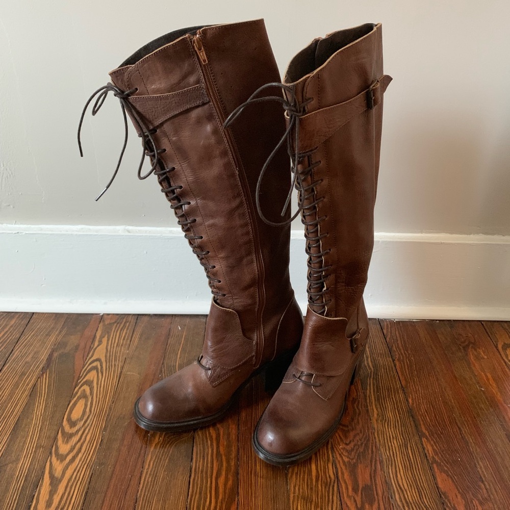 Jeffrey Campbell Boots!